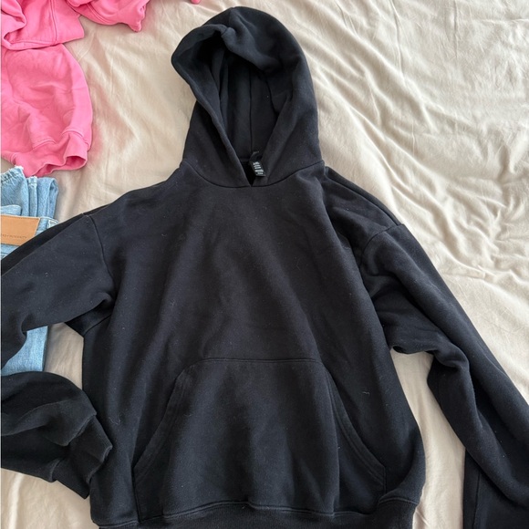 SKIMS Tops - SKIMS Black Pullover Hoodie